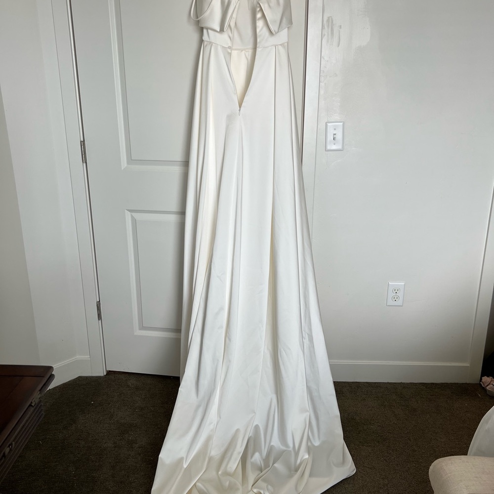 Calla Blanche Lamour Wedding dress - Picture 7 of 13